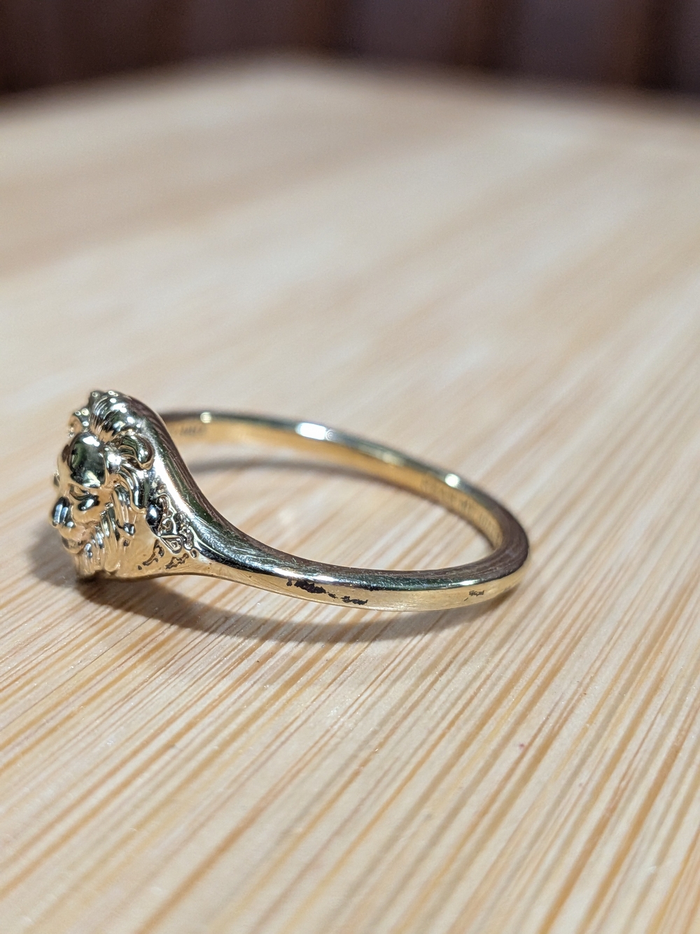 Pandora: Game of Thrones Lannister Lion Ring, Slightly Scratched - Picture 5 of 8